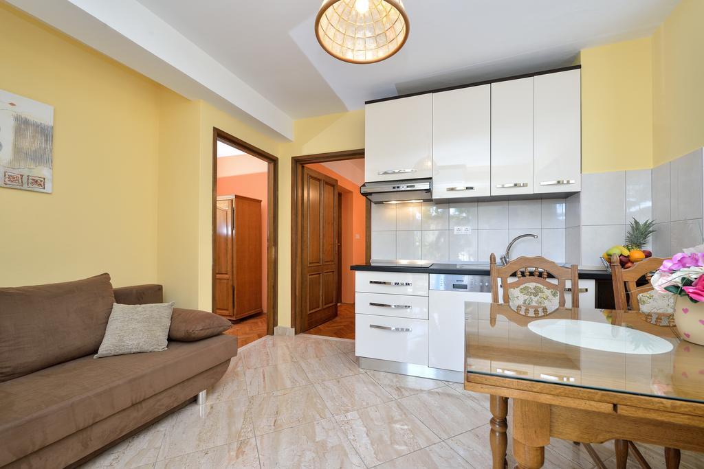 Villa Zdenka Pakoštane 外观 照片